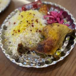 چلو مرغ سرخ شده