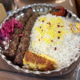 چلو کباب کوبیده